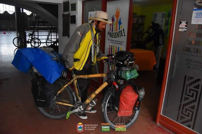 Bicicleta de bambú