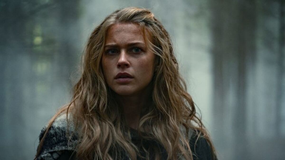 "Bárbaros": quién es Jeanne Goursaud, la actriz alemana protagonista de la serie de Netflix