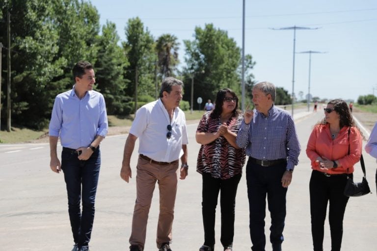 Pavimentación Las Gramillas - Villa Santa Rosa