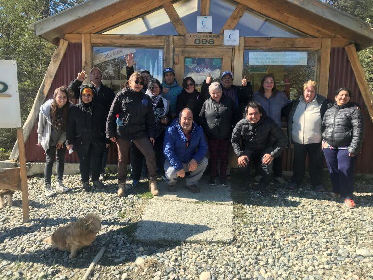 Estudiantes Escuela Wikam Nº 2 Adolescentes y Adultos de Tierra del Fuego