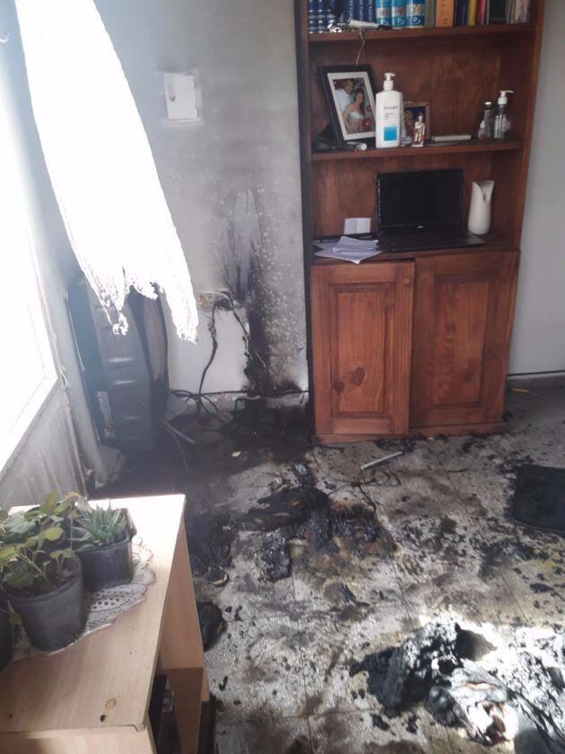 Así quedó la vivienda tras el incendio.