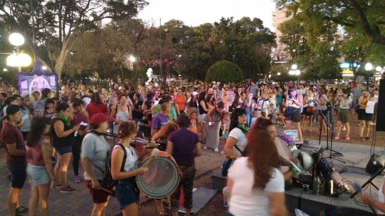 Marcha por el día de la mujer en Rafaela