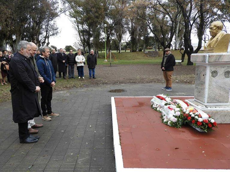 Acto Día del Maestro en Punta Alta