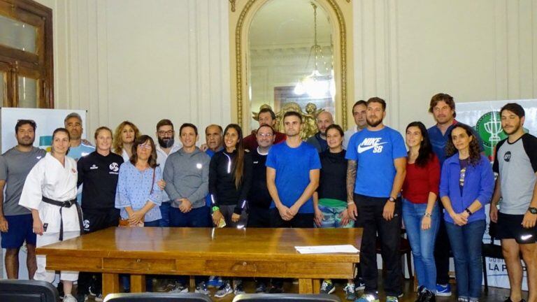 Protagonistas de "El deporte en la esquina" (Gobierno de La Pampa)