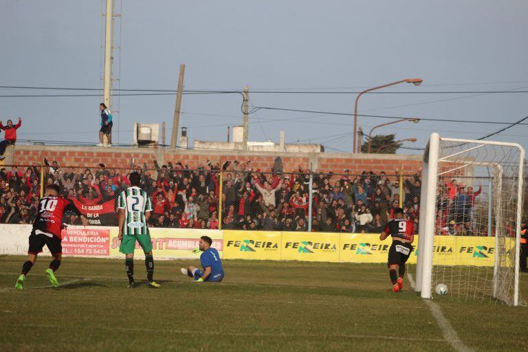 Sporting Campeón torneo "Salvador Pedro Cicchini"