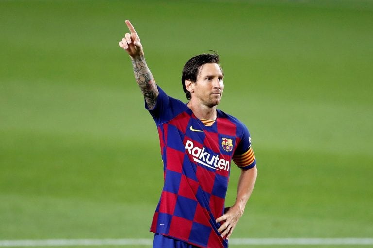 El nuevo festejo de Messi. (Foto: EFE/Alberto Estévez)