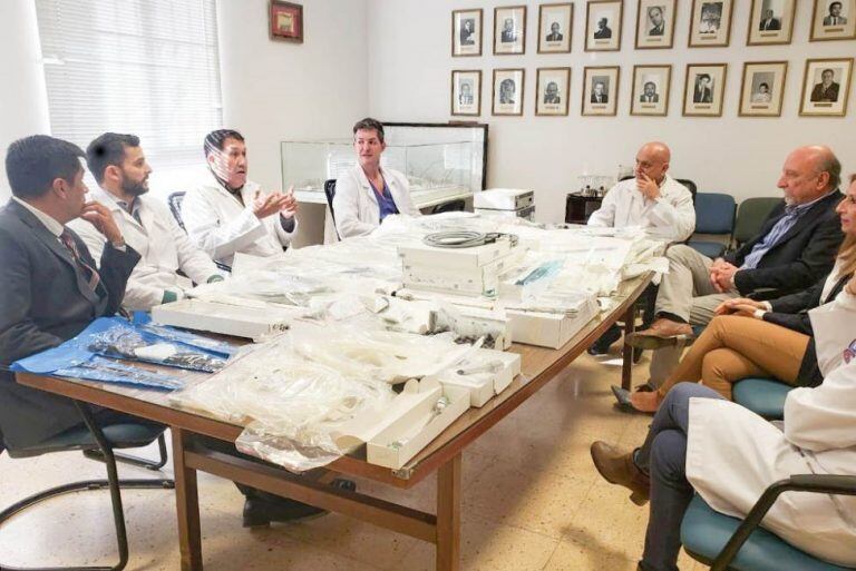 El Ministro de Salud se reunió con autoridades del Hospital San Bernardo (Web)