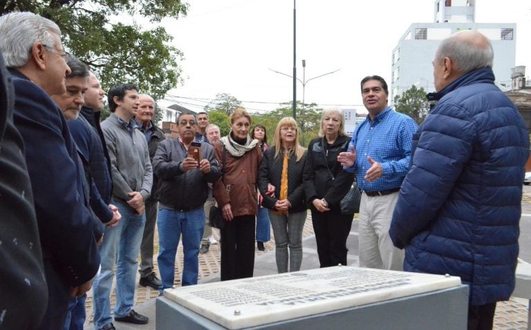 El paseo de los intendentes quedó establecido dentro de la Plaza 9 de Julio