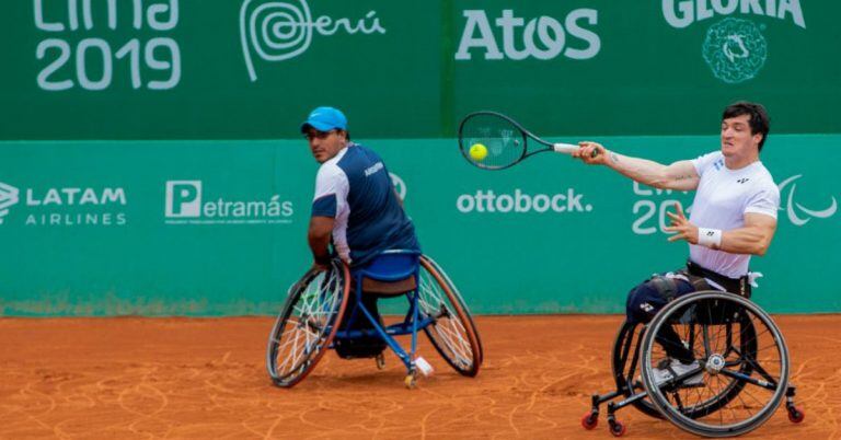 Gustavo Fernández obtuvo la medalla de oro en el dobles de los Parapanamericanos.