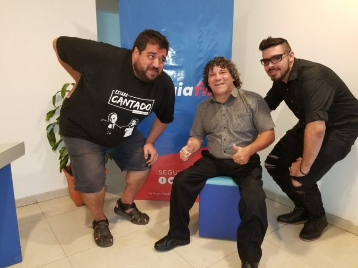 Víctor Quinteros le pone humor a la radio