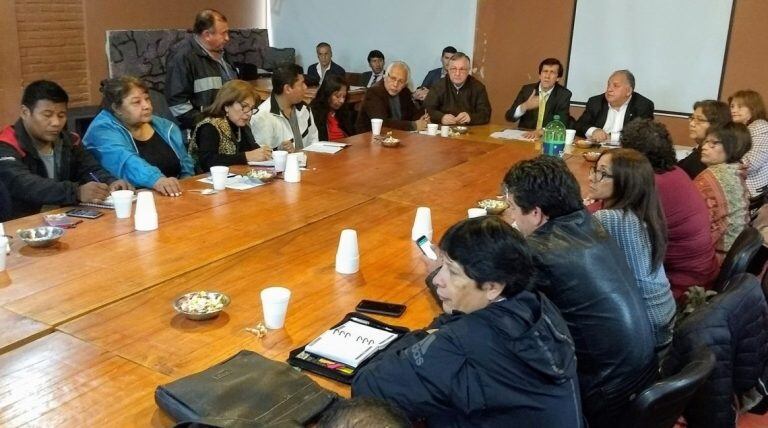 Los sindicatos volverán el jueves a la mesa de negociación.