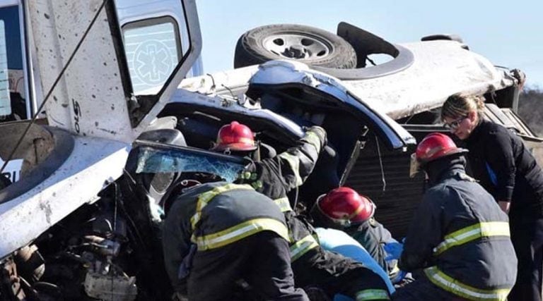 Accidente cerca de La Adela (Noti Río)