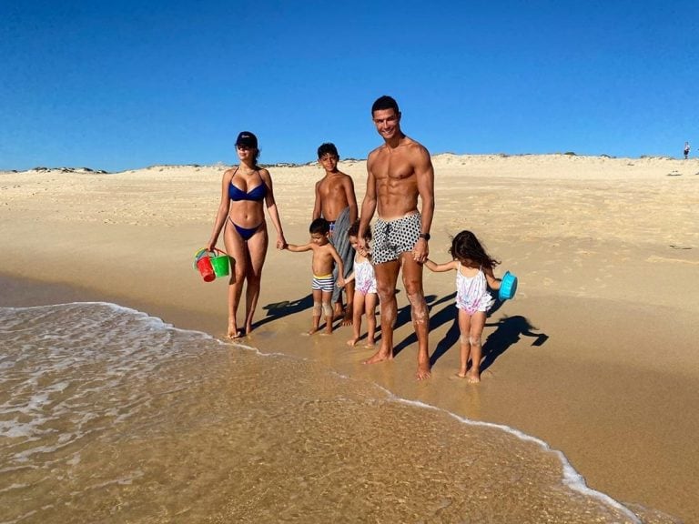 Los hijos de Cristiano Ronaldo donaron sus juguetes (Instagram)