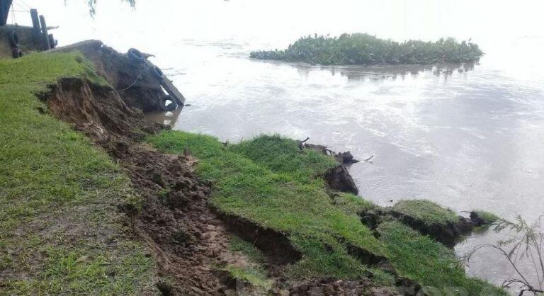 En Goya se desprendió una barranca. (Foto: El Litoral)