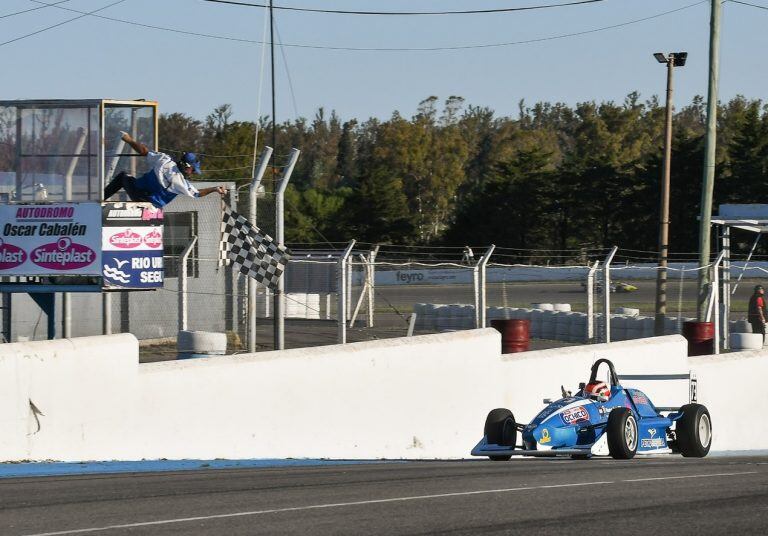 Felipe Rey, ganador de la primera final.