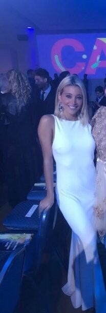 Sol Pérez deslumbró con su vestido blanco en la fiesta de los Martín Fierro Digital. Pero... ¿fue sin ropa interior?