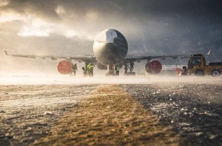 Operando con todo los estados del tiempo. Airtanker A330 en Monte Agradable.