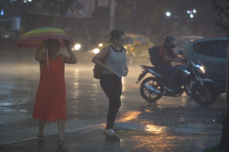 Las fotos de la tormenta en Córdoba del viernes 25 de enero y las calles anegadas.