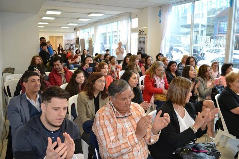 El pasado sábado en el Centro Cultural Nueva Argentina tras el lanzamiento del libro “Extinción del género femenino”.