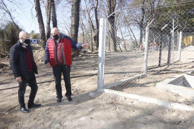 Avanza la obra de cloacas en barrio La Quinta de Carlos Paz