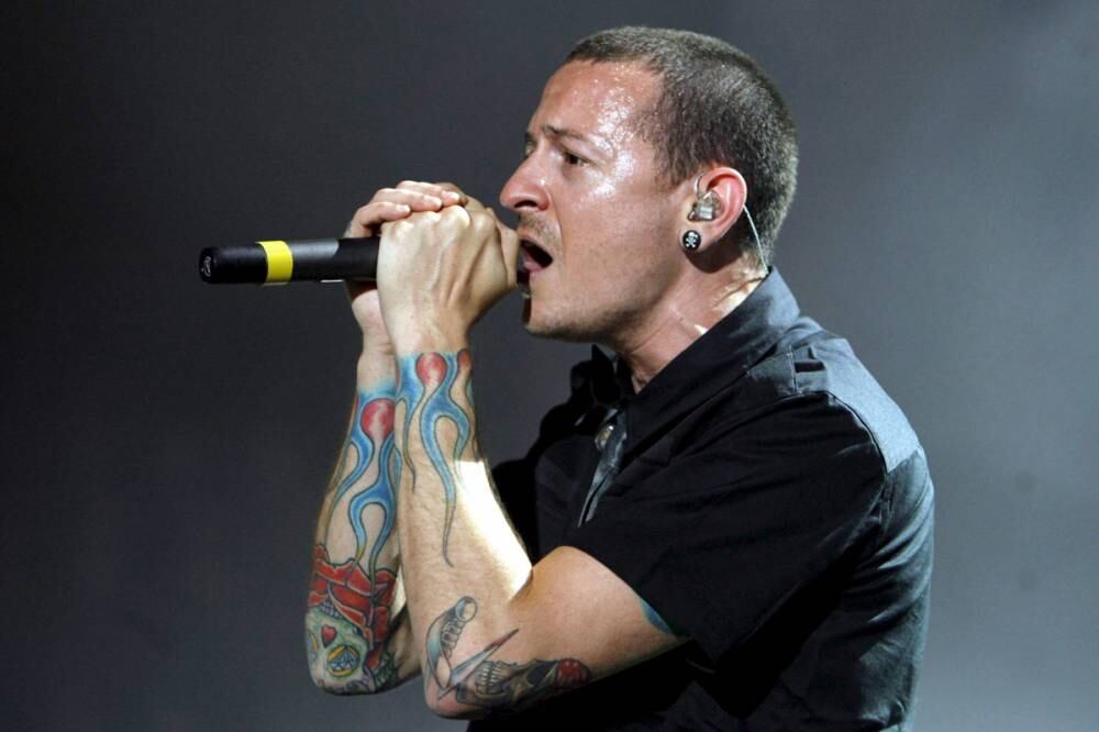 Chester Bennington, líder de Linkin Park, apareció ahorcado en su casa de Los Ángeles