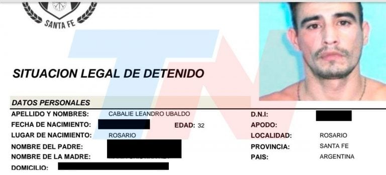 Se conoció la identidad de los presos que escaparon mientras eran trasladados por el Servicio Penitenciario. (TN)