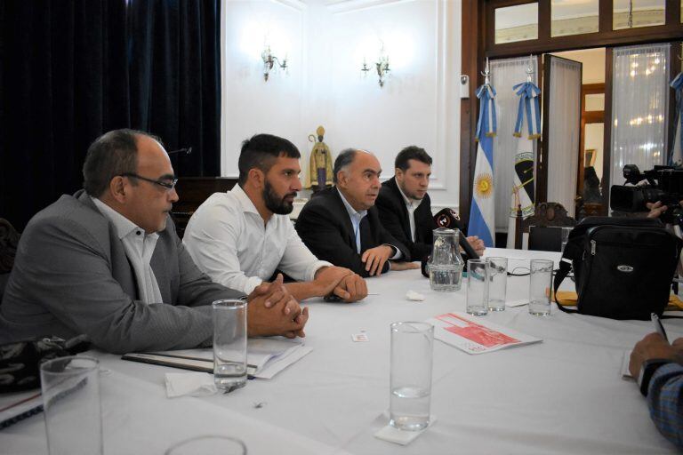 Reunión con Mario Cafiero