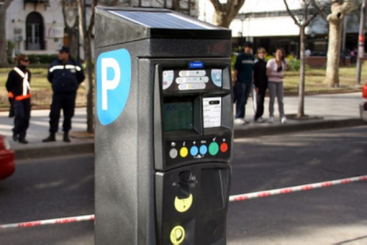Piden extender por seis meses la concesión del estacionamiento medido