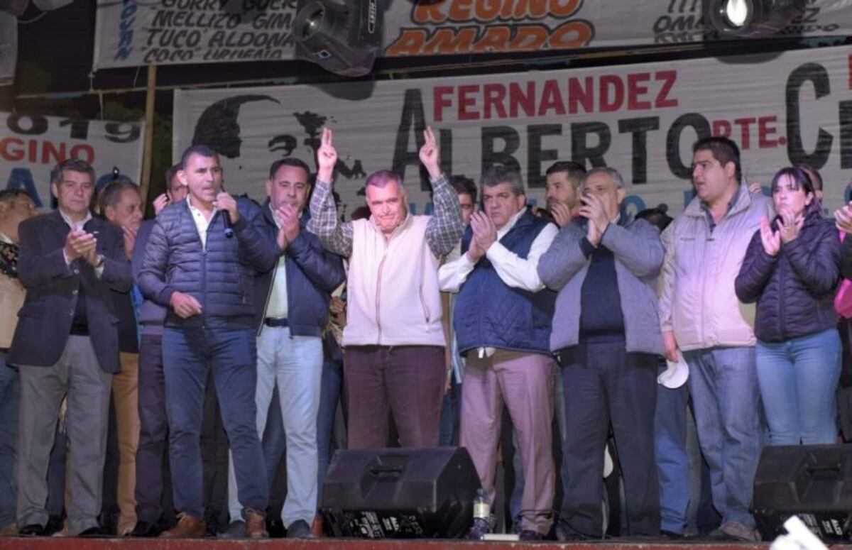 Acto del peronismo en Monteros: fue presidido por el vicegobernador Osvaldo Jaldo