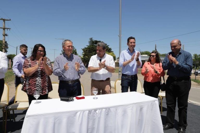 Pavimentación Las Gramillas - Villa Santa Rosa