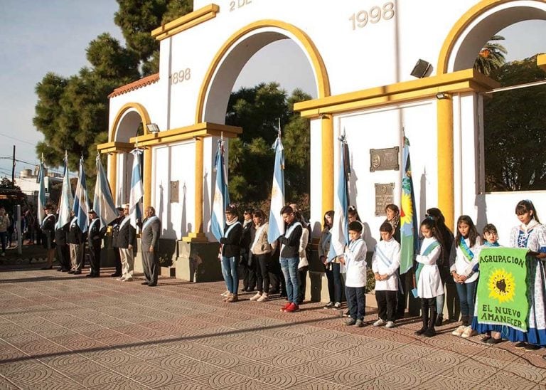 Acto 25 de mayo en Plaza Belgrano