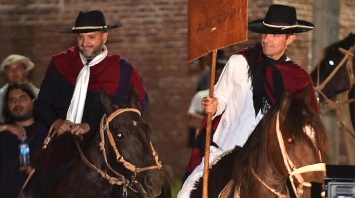 Jorge Rojas y Juan Manuel Urtubey, precandidato a presidente de la Nación. (Infobae)