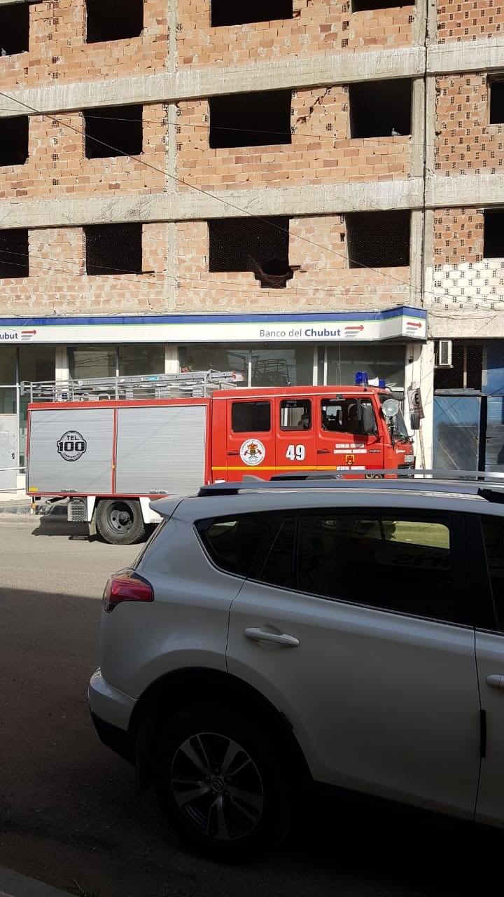 Incendio en Banco Chubut.