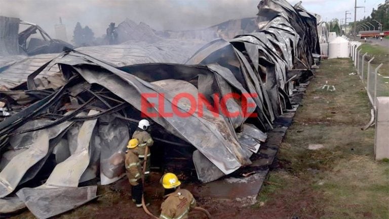 Incendio Celeste y Blanca