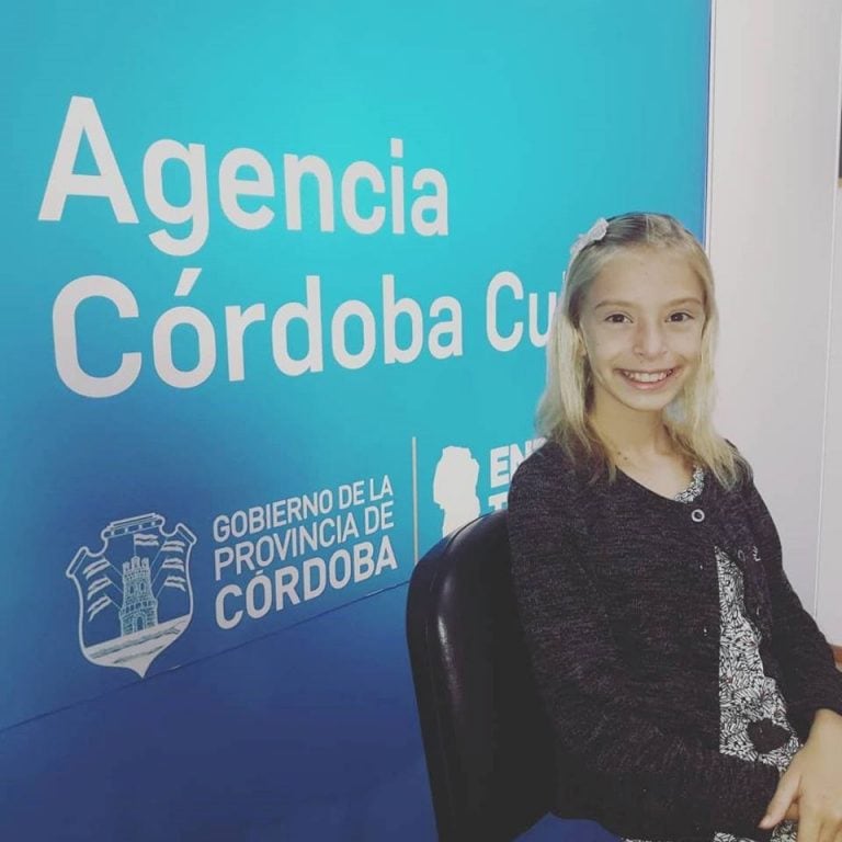 Ayuda económica para Abril, bailarina de Carlos Paz