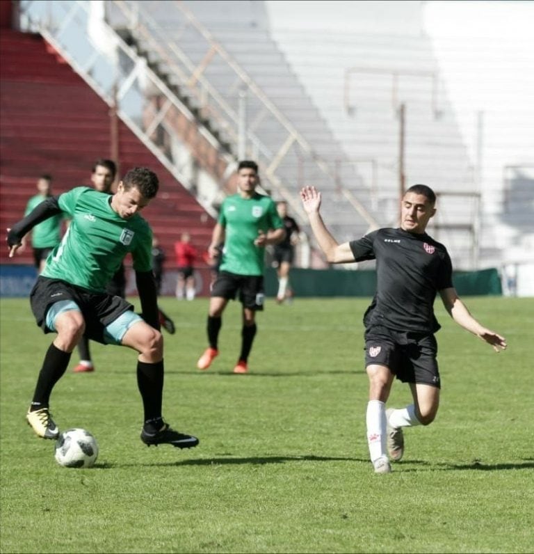 Mauro Orué de Sportivo a Huracán de Las Heras