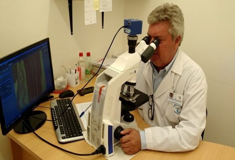 Estudio de citopatología en el Hospital Madariaga. (Foto Hospital)