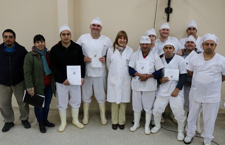 La UNNE avnza decididamente en la manipulación correcta de alimentos en comedores universitarios.