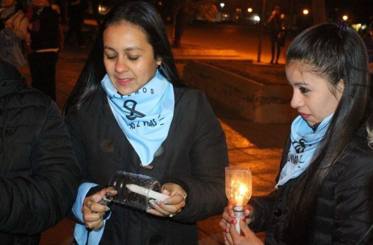 Tras el "no" del Senado, referentes correntinos a favor y en contra del aborto aseguran que continuarán militando. (Foto: El Litoral)