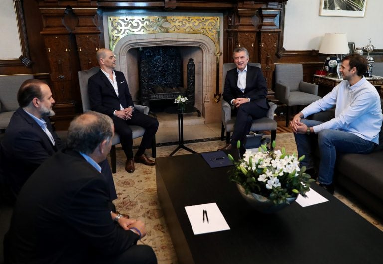 Macri recibió a integrantes de la Selección de básquet. (crédito: Presidencia)