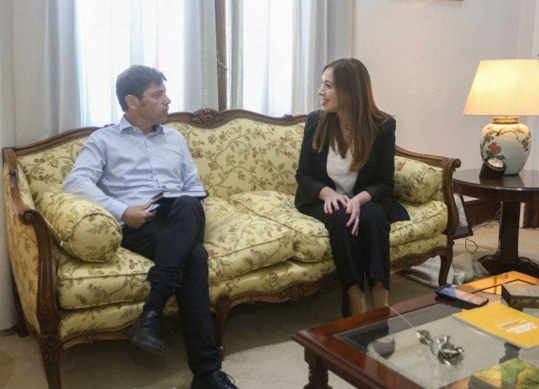 María Eugenia Vidal y Axel Kicillof, reunidos en la Casa de la Provincia de Buenos Aires para encarar el periodo de transición. (Clarín)