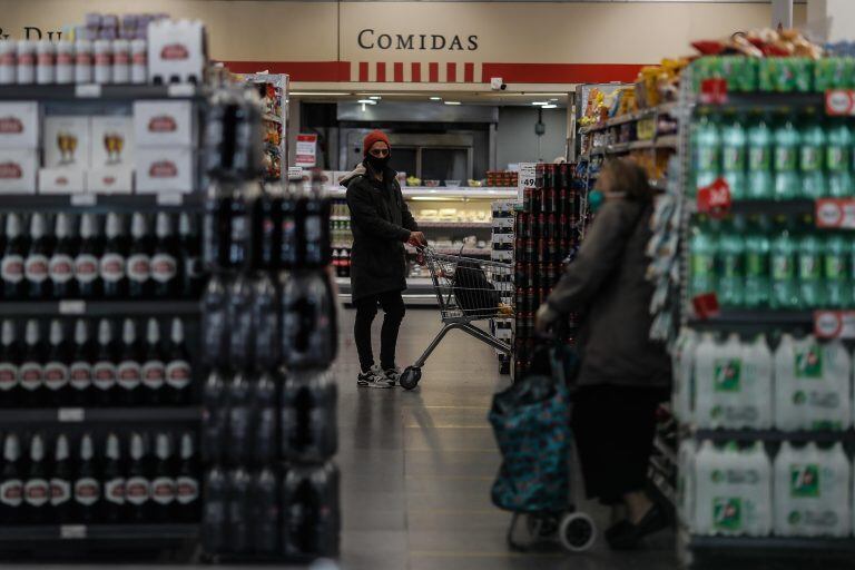 Supermercado de Buenos Aires  (EFE/Juan Ignacio Roncoroni)