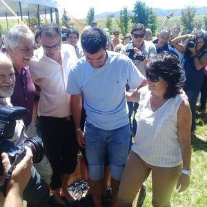 Urtubey participó de la Fiesta del Vino y la Vid en Villa Ciudad Parque.