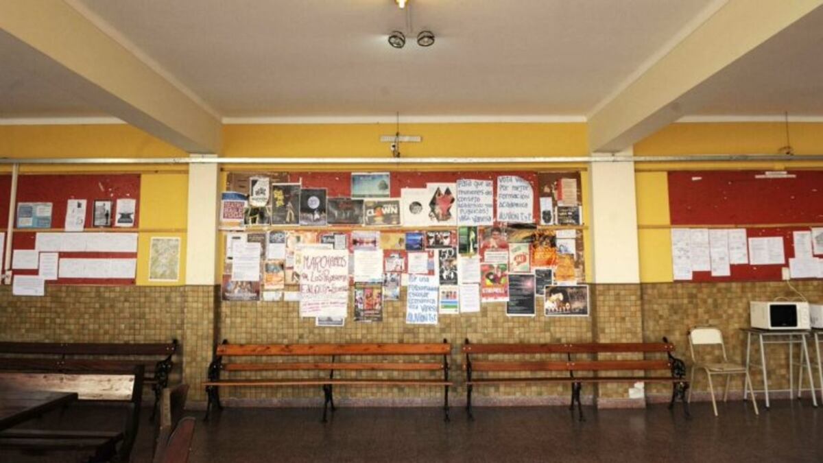 Inundada y sin luz: la escuela Nigelia Soria suspendió las clases tras las lluvias
