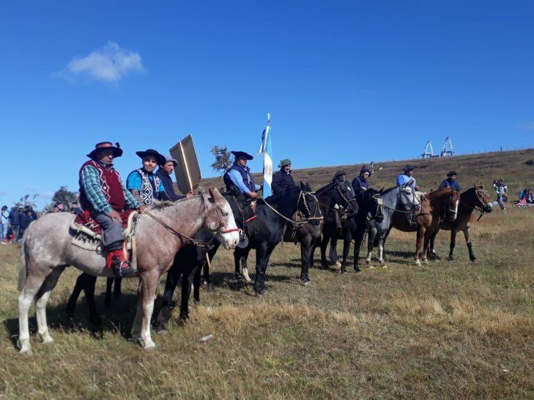 Izado de Pabellón Nacional