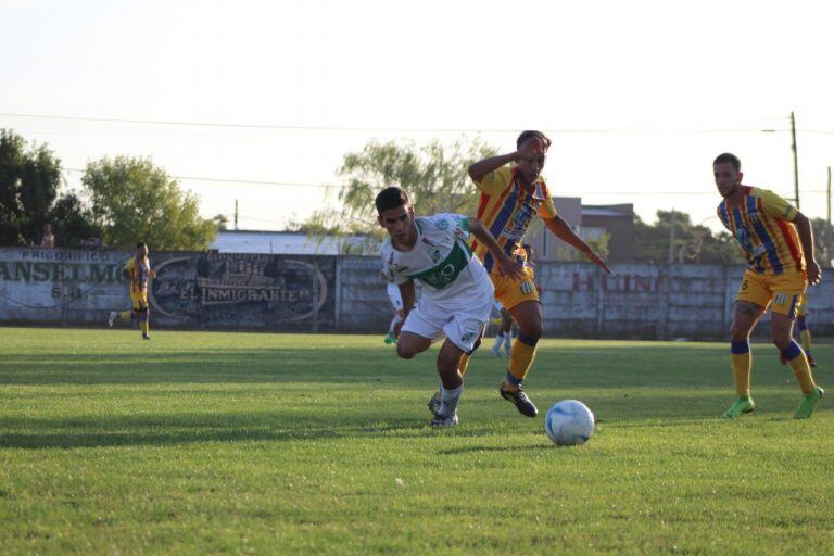 Colegiales vs Bella Vista