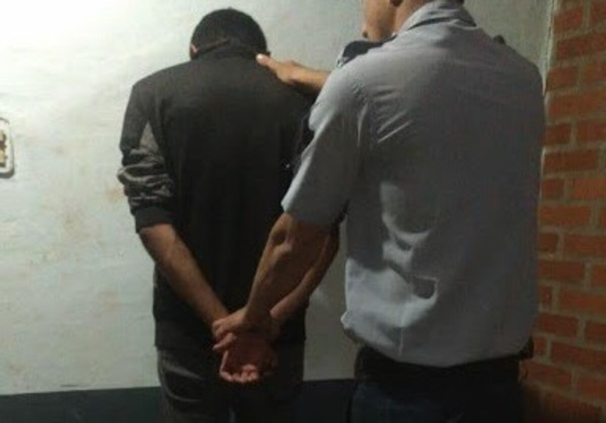 San Vicente: tiraban piedras en su casa y los atacó con un machete