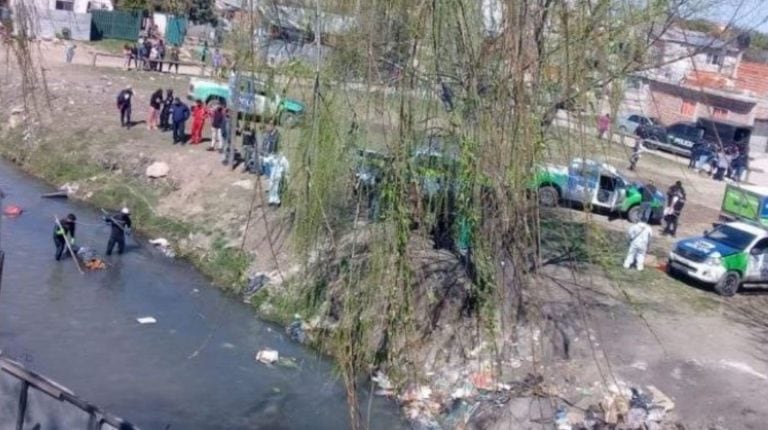 Mató, descuartizó y quemó a un amigo: algunos restos los tiró a un arroyo y otros los guardó en su casa