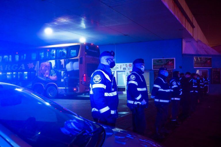 Controles de pasajeros que regresan a Tierra del Fuego