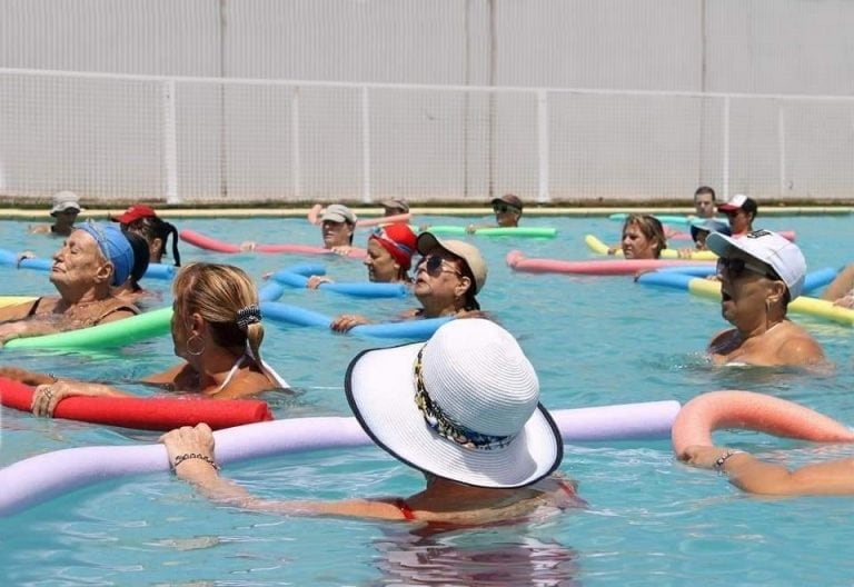 Sin cupos para las actividades acuáticas en la pileta municipal de la Granja El Ciebo  (Prensa Municipalidad de Rafaela)